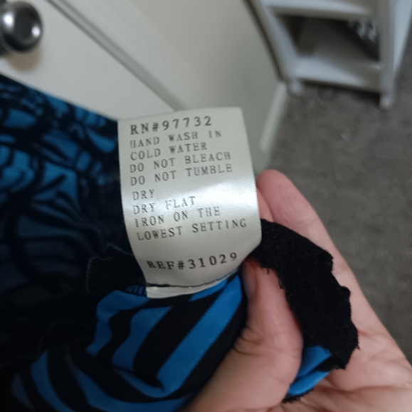 LIOR Ruffle blouse - Picture 8 of 8